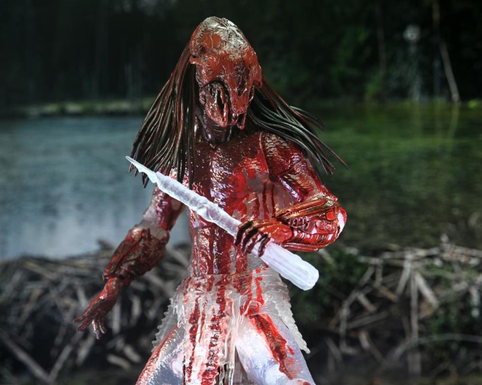Prey Ultimate Feral Predator (Bear Blood) Action Figure Gallery Image 8