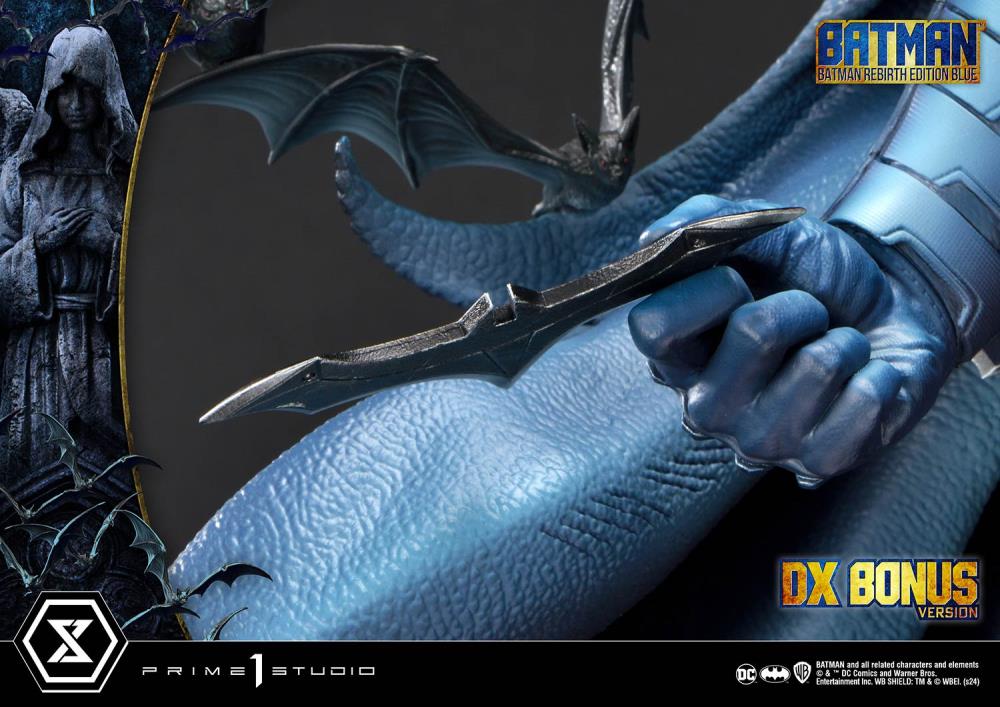 DC Rebirth Ultimate Premium Masterline Batman (Blue Ver.) Deluxe 1/4 Scale Limited Edition Statue (With Bonus) Gallery Image 104
