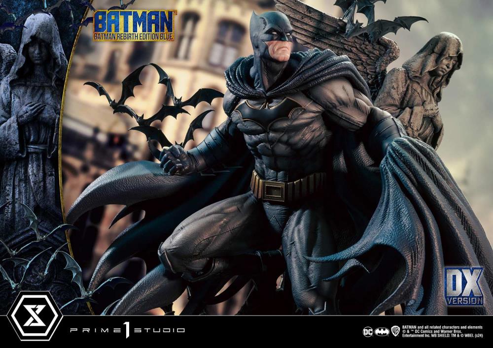 DC Rebirth Ultimate Premium Masterline Batman (Blue Ver.) Deluxe 1/4 Scale Limited Edition Statue (With Bonus) Gallery Image 87