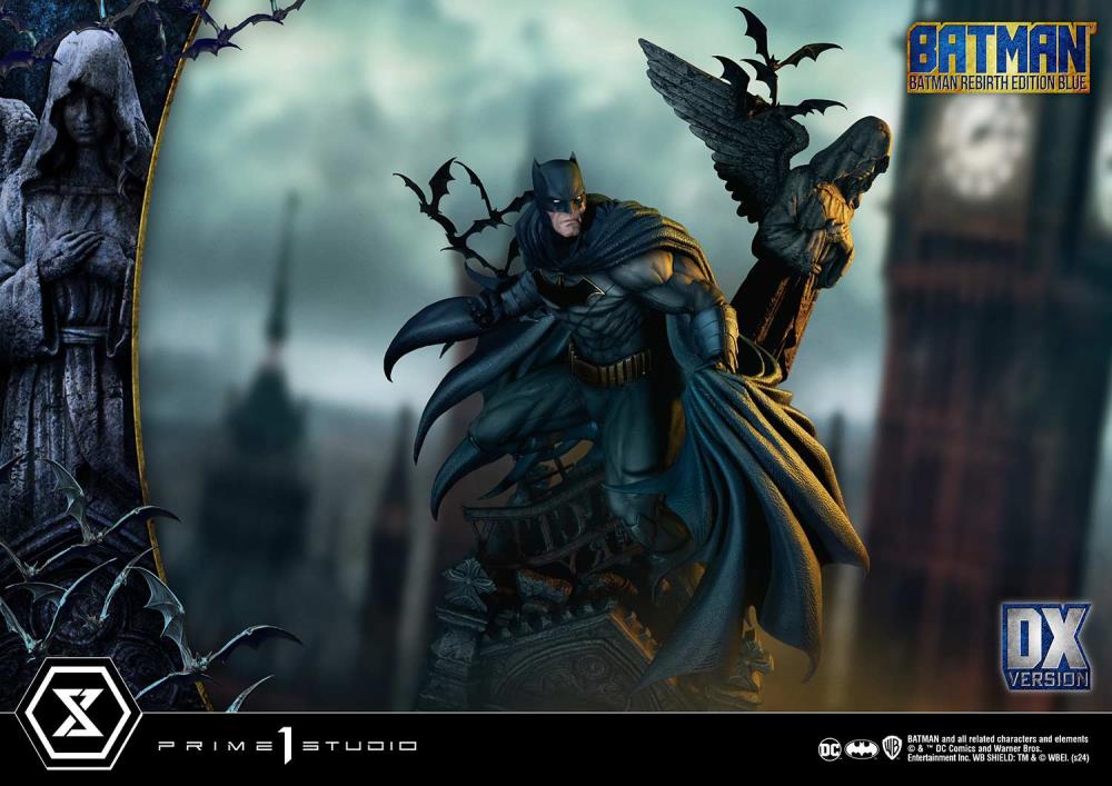 DC Rebirth Ultimate Premium Masterline Batman (Blue Ver.) Deluxe 1/4 Scale Limited Edition Statue (With Bonus) Gallery Image 65