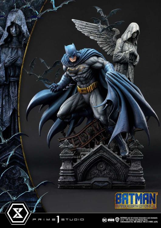DC Rebirth Ultimate Premium Masterline Batman (Blue Ver.) Deluxe 1/4 Scale Limited Edition Statue (With Bonus) Gallery Image 19