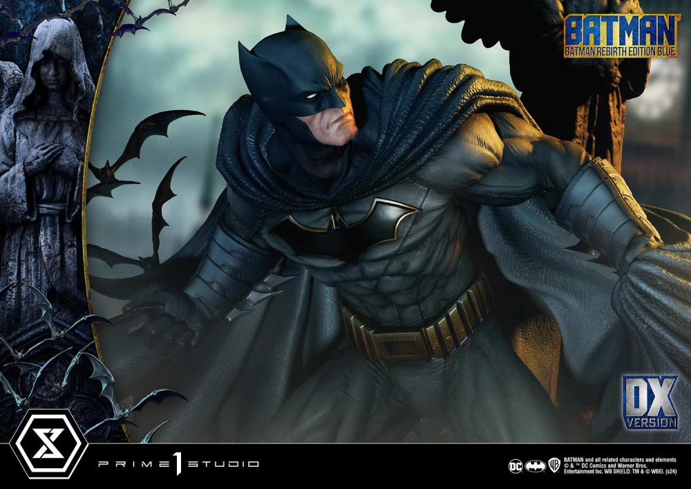 DC Rebirth Ultimate Premium Masterline Batman (Blue Ver.) Deluxe 1/4 Scale Limited Edition Statue (With Bonus) Gallery Image 60