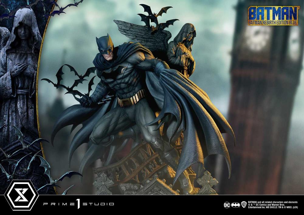 DC Rebirth Ultimate Premium Masterline Batman (Blue Ver.) Deluxe 1/4 Scale Limited Edition Statue (With Bonus) Gallery Image 69