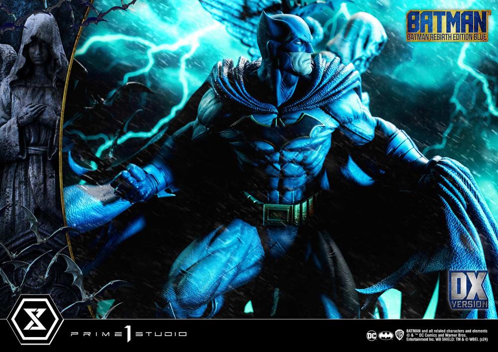 DC Rebirth Ultimate Premium Masterline Batman (Blue Ver.) Deluxe 1/4 Scale Limited Edition Statue (With Bonus) Gallery Image 97