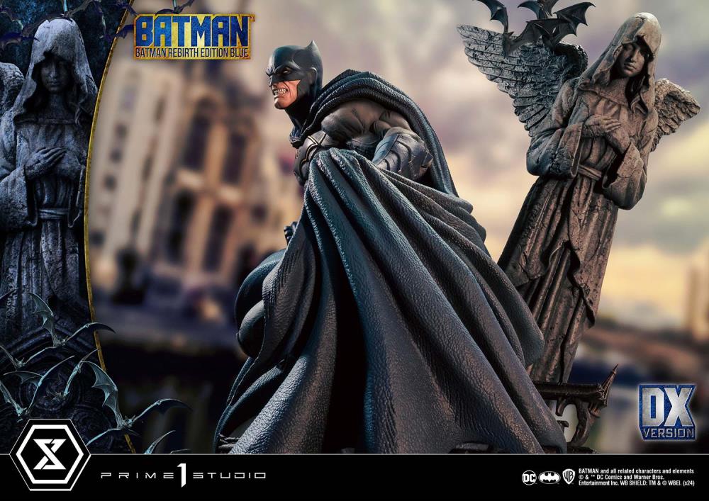 DC Rebirth Ultimate Premium Masterline Batman (Blue Ver.) Deluxe 1/4 Scale Limited Edition Statue (With Bonus) Gallery Image 88