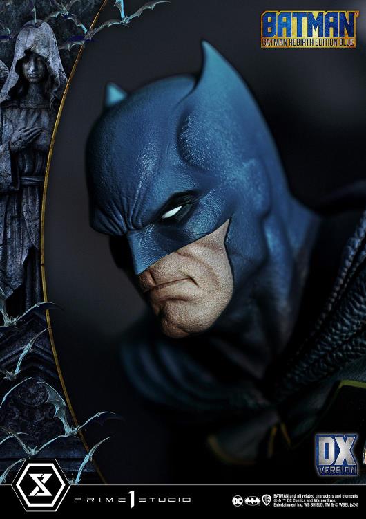 DC Rebirth Ultimate Premium Masterline Batman (Blue Ver.) Deluxe 1/4 Scale Limited Edition Statue (With Bonus) Gallery Image 25