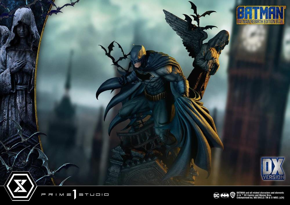 DC Rebirth Ultimate Premium Masterline Batman (Blue Ver.) Deluxe 1/4 Scale Limited Edition Statue (With Bonus) Gallery Image 66