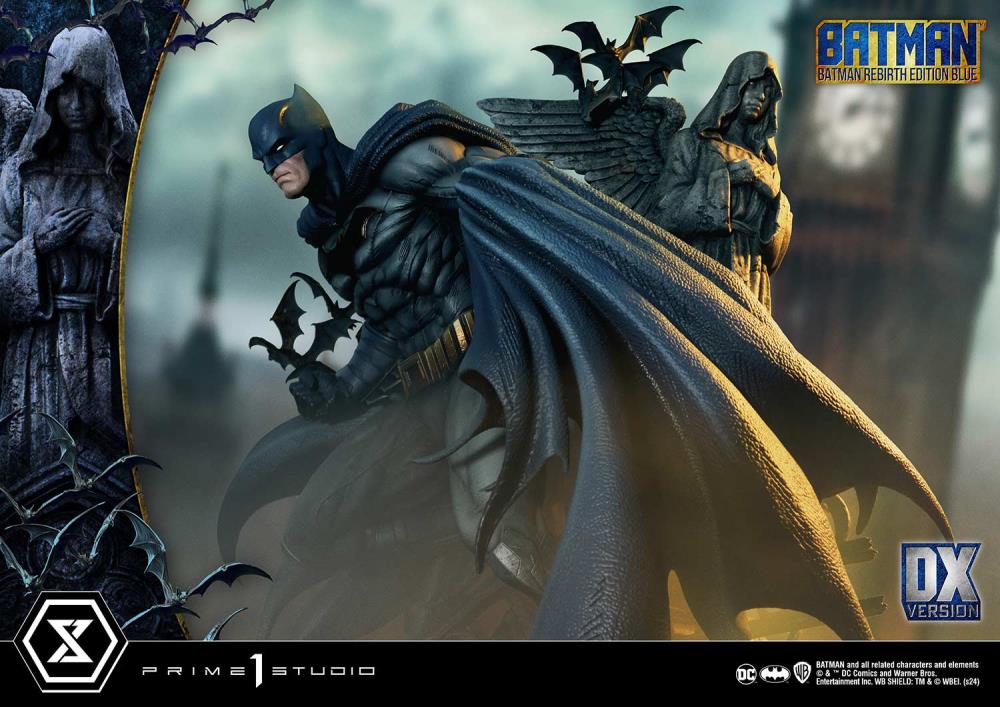 DC Rebirth Ultimate Premium Masterline Batman (Blue Ver.) Deluxe 1/4 Scale Limited Edition Statue (With Bonus) Gallery Image 58