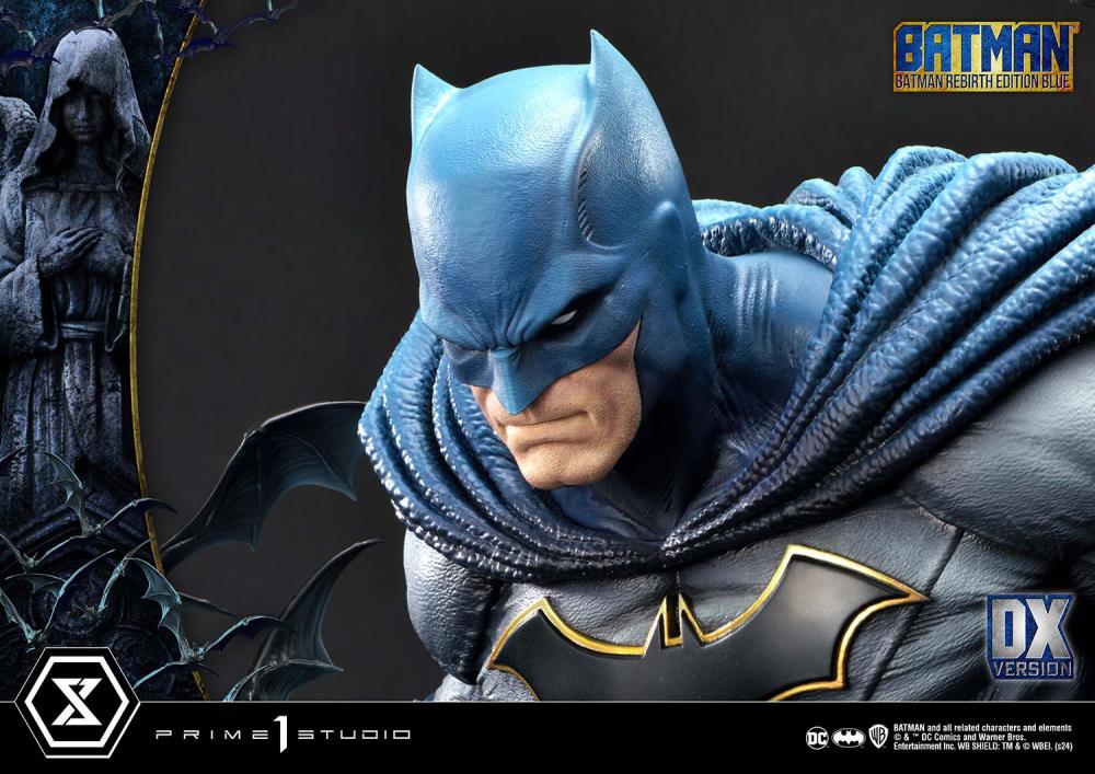 DC Rebirth Ultimate Premium Masterline Batman (Blue Ver.) Deluxe 1/4 Scale Limited Edition Statue (With Bonus) Gallery Image 29