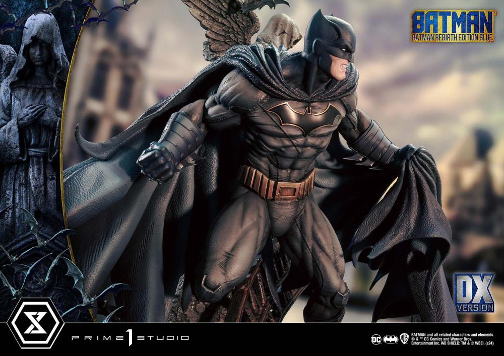 DC Rebirth Ultimate Premium Masterline Batman (Blue Ver.) Deluxe 1/4 Scale Limited Edition Statue (With Bonus) Gallery Image 89