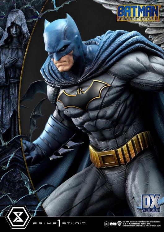 DC Rebirth Ultimate Premium Masterline Batman (Blue Ver.) Deluxe 1/4 Scale Limited Edition Statue (With Bonus) Gallery Image 23