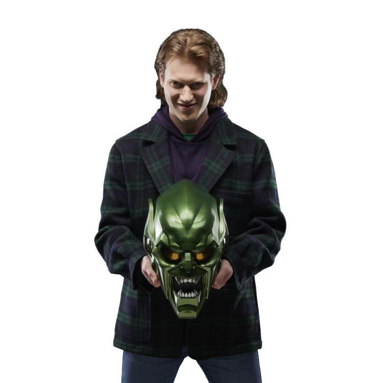 Spider-Man: No Way Home Marvel Legends Green Goblin 1:1 Scale Wearable Helmet Gallery Image 12