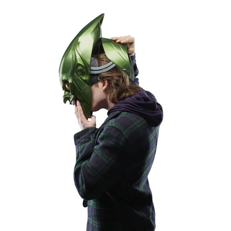Spider-Man: No Way Home Marvel Legends Green Goblin 1:1 Scale Wearable Helmet Gallery Image 17