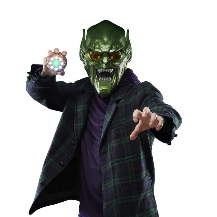 Spider-Man: No Way Home Marvel Legends Green Goblin 1:1 Scale Wearable Helmet Gallery Image 21