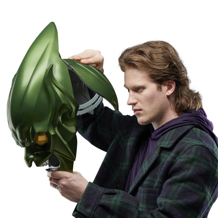 Spider-Man: No Way Home Marvel Legends Green Goblin 1:1 Scale Wearable Helmet Gallery Image 15