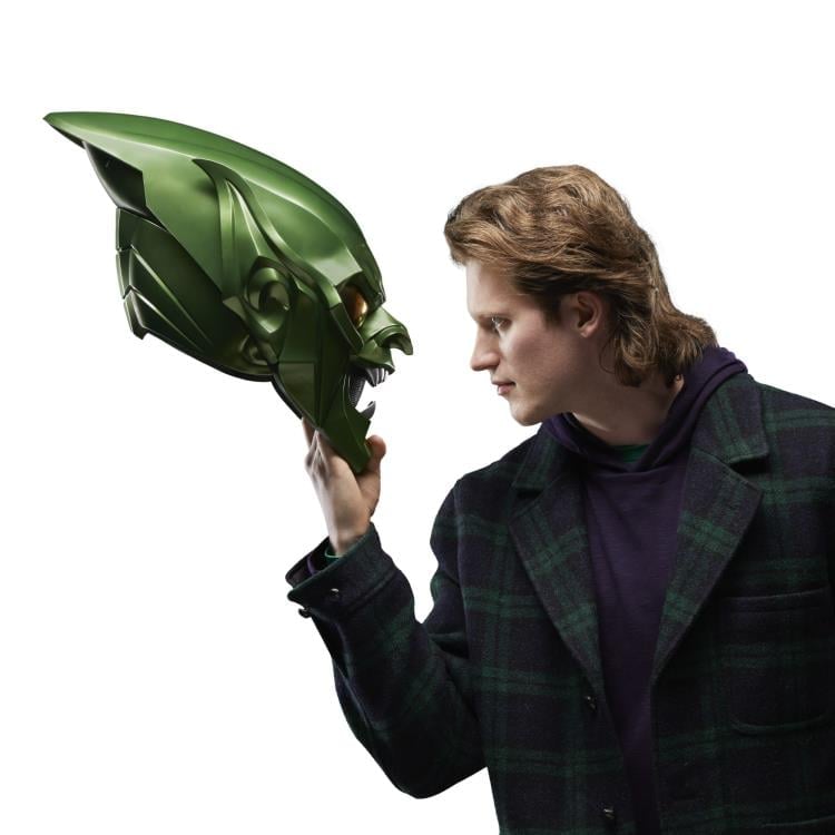 Spider-Man: No Way Home Marvel Legends Green Goblin 1:1 Scale Wearable Helmet Gallery Image 11