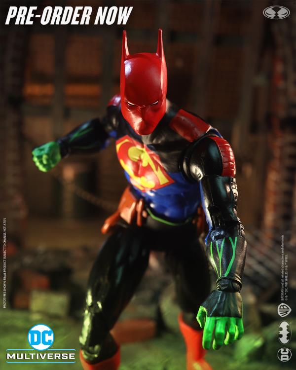 Batman/Superman: World's Finest DC Multiverse Batman/Superman Fusion Action Figure Gallery Image 6