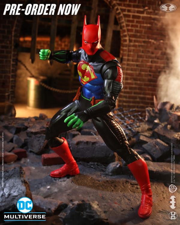 Batman/Superman: World's Finest DC Multiverse Batman/Superman Fusion Action Figure Gallery Image 3