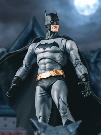 Batman: Reborn DC Multiverse Batman (Dick Grayson) Action Figure Gallery Image 2