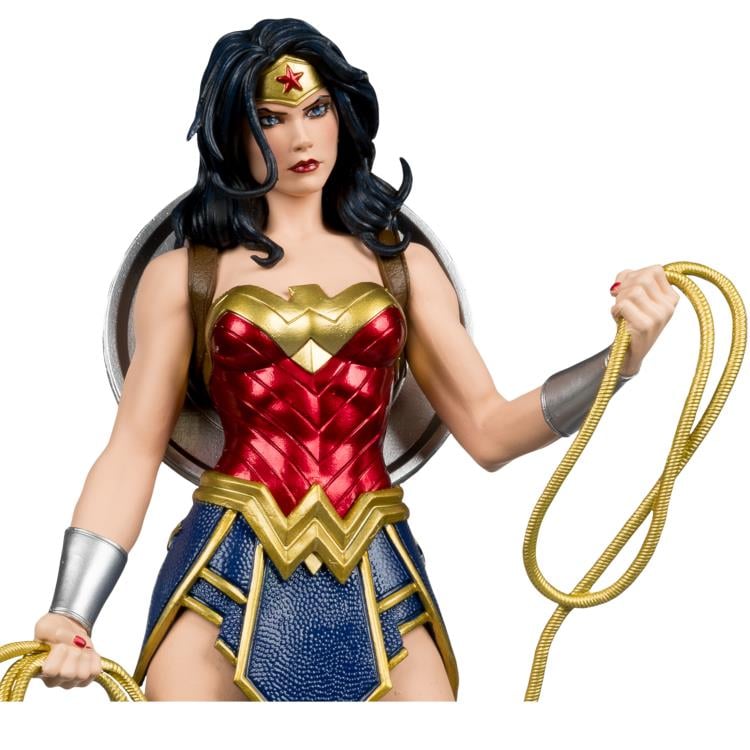 DC Comics Wonder Woman (Jim Lee) 1/6 Scale Figure (With Digital Code) Gallery Image 8