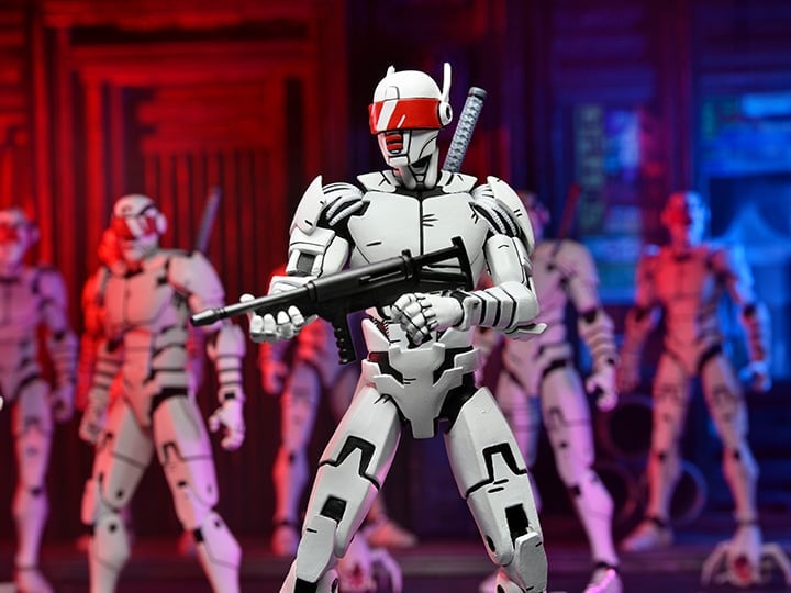 Teenage Mutant Ninja Turtles: The Last Ronin Ultimate Elite Synja Patrol Bot Action Figure Gallery Image 1