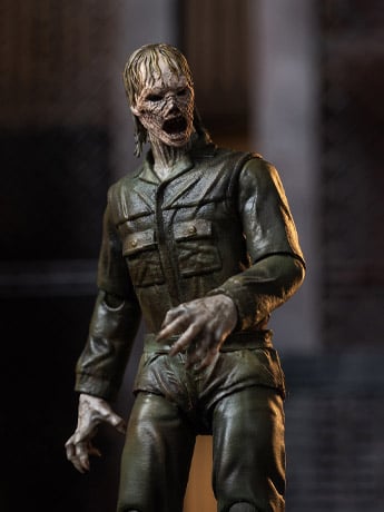The Walking Dead: Daryl Dixon Exquisite Mini Series Dark Eyes Walker 1/18 Scale PX Previews Exclusive Action Figure Gallery Image 2