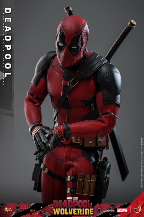 Deadpool & Wolverine MMS746 Deadpool 1/6th Scale Collectible Figure