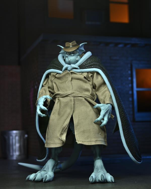 Disney's Gargoyles Ultimate Detective Broadway "Silver Falcon" (With Closed Wings) Action Figure Gallery Image 4