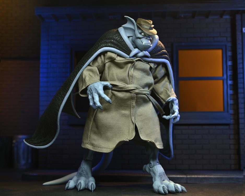 Disney's Gargoyles Ultimate Detective Broadway "Silver Falcon" (With Closed Wings) Action Figure Gallery Image 6