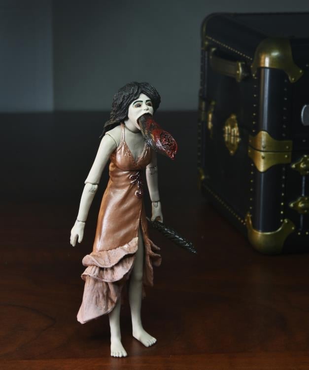 Puppet Master Leech Woman & Toulon's Puppet Case Figure Set Gallery Image 6