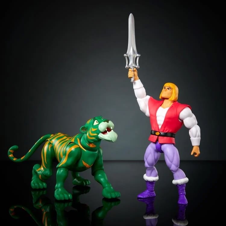 Masters of the Universe: Origins Prince Adam & Cringer (Cartoon Collection) Two-Pack (Multi-Language Packaging) Gallery Image 6