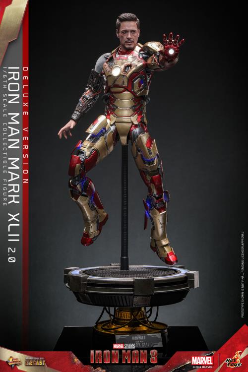 Iron Man 3 MMS758D65B Iron Man Mark XLII (2.0) Deluxe 1/6th Scale Collectible Figure Gallery Image 8