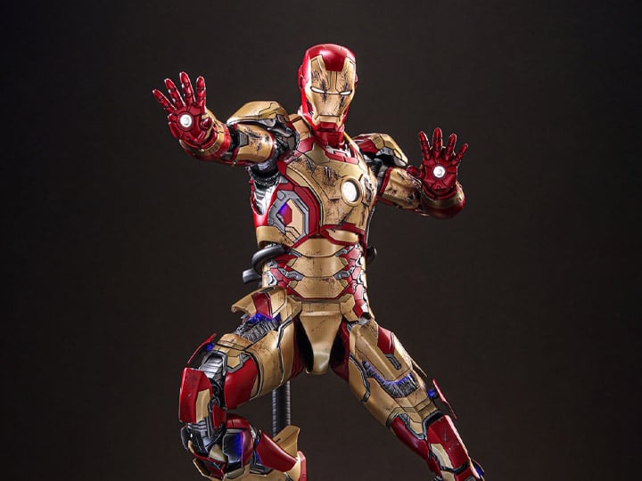 Iron Man 3 MMS758D65B Iron Man Mark XLII (2.0) Deluxe 1/6th Scale Collectible Figure Gallery Image 1