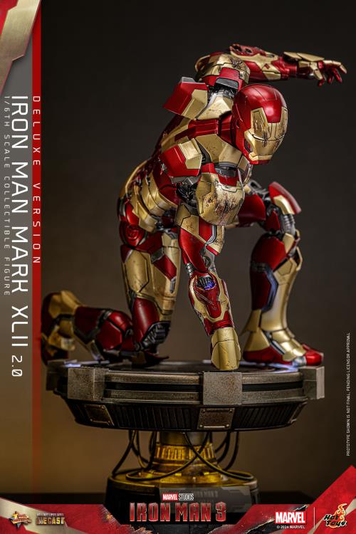 Iron Man 3 MMS758D65B Iron Man Mark XLII (2.0) Deluxe 1/6th Scale Collectible Figure Gallery Image 9