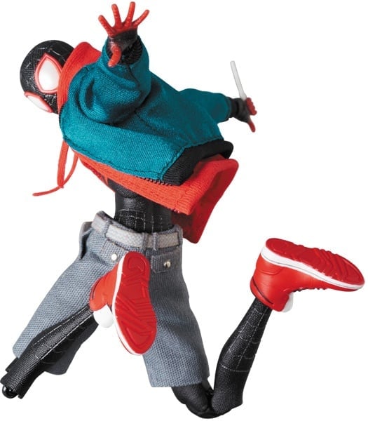 Spider-Man: Into the Spider-Verse MAFEX No.236 Spider-Man (Renewal Ver.) Action Figure Gallery Image 3