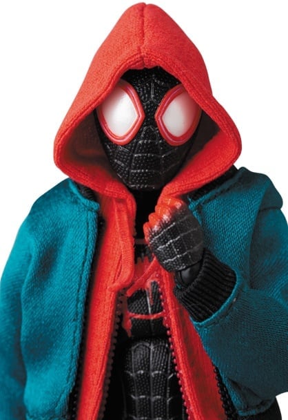 Spider-Man: Into the Spider-Verse MAFEX No.236 Spider-Man (Renewal Ver.) Action Figure Gallery Image 13