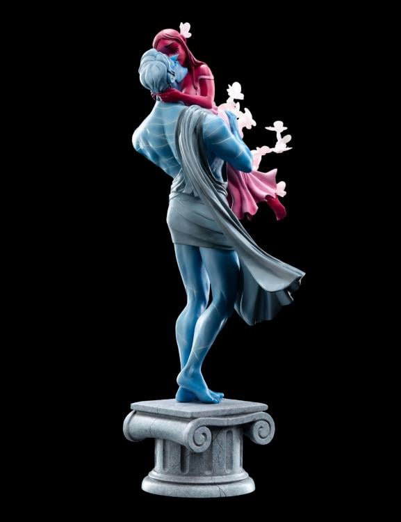 Lore Olympus Hades and Persephone's First Kiss Premium Limited Edition Statue Gallery Image 10