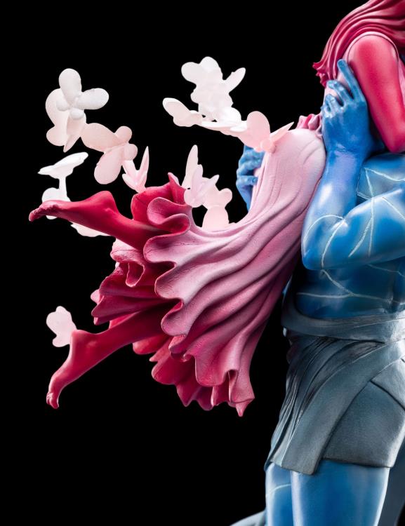 Lore Olympus Hades and Persephone's First Kiss Premium Limited Edition Statue Gallery Image 16