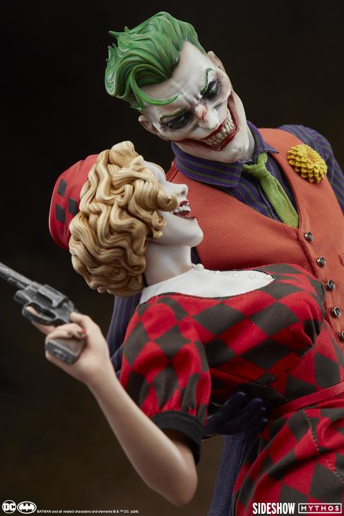 DC Comics Mythos Collection The Joker and Harley Quinn: Lawless Love Statue Gallery Image 15