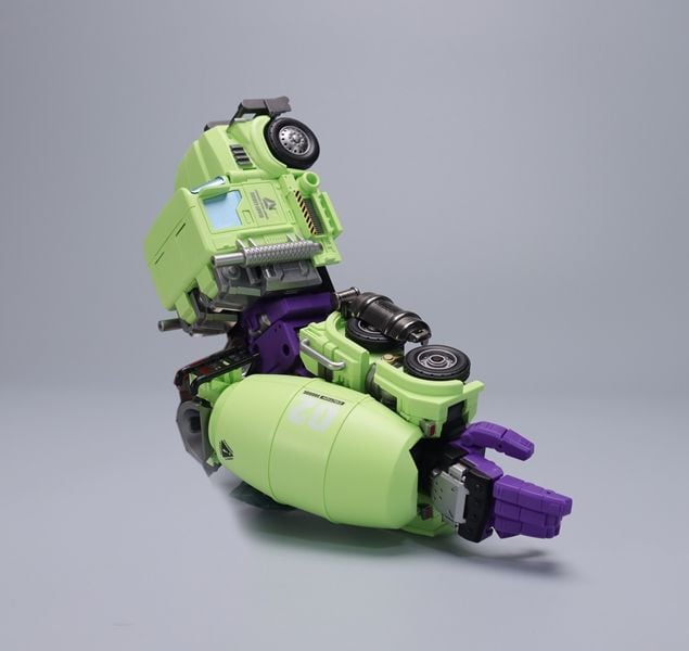 Giant Legion GLA-01 + GLA-02 Figure Set Gallery Image 24