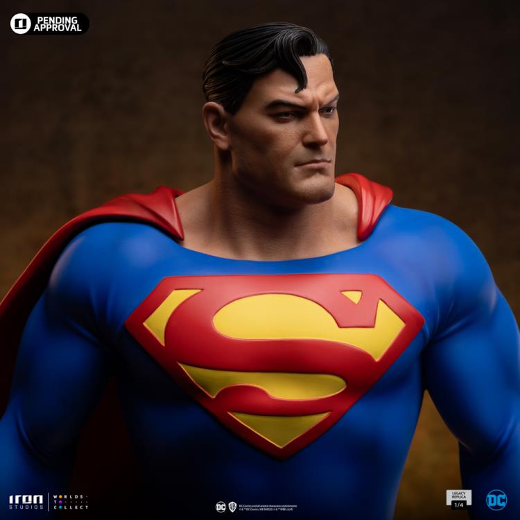 DC Comics Trinity Legacy Replica Superman Limited Edition 1/4 Scale Statue Gallery Image 10