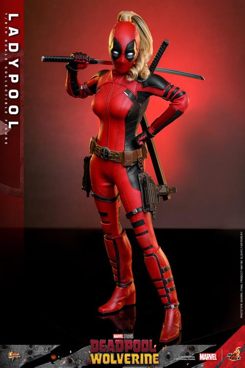 Deadpool & Wolverine MMS747 Ladypool 1/6th Scale Collectible Figure Gallery Image 4
