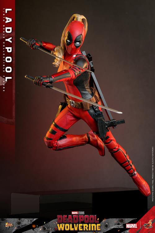 Deadpool & Wolverine MMS747 Ladypool 1/6th Scale Collectible Figure Gallery Image 8