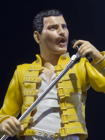 Queen S.H.Figuarts Freddie Mercury Gallery Image 2