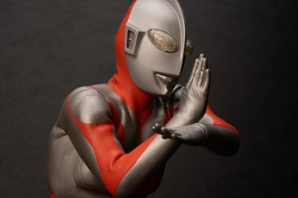 Ultraman Special Effects DNA Ultraman (C Type) Figure