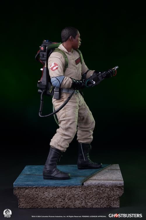 Ghostbusters Premier Series Winston 1/4 Scale Statue Gallery Image 15