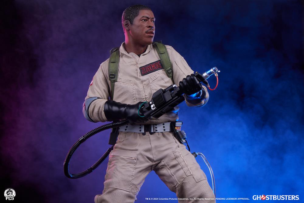 Ghostbusters Premier Series Winston 1/4 Scale Statue Gallery Image 8