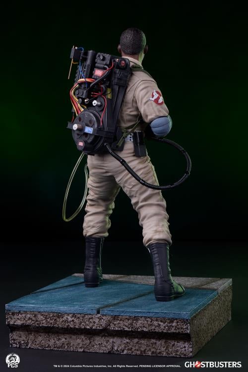 Ghostbusters Premier Series Winston 1/4 Scale Statue Gallery Image 14