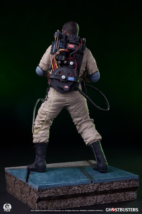 Ghostbusters Premier Series Winston 1/4 Scale Statue Gallery Image 13