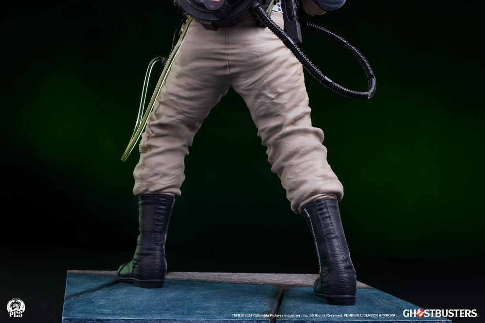 Ghostbusters Premier Series Winston 1/4 Scale Statue Gallery Image 25